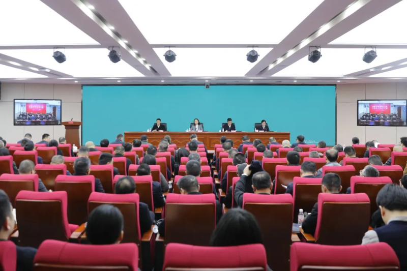 ��ί�������������ٿ�  �˱��ϯ������